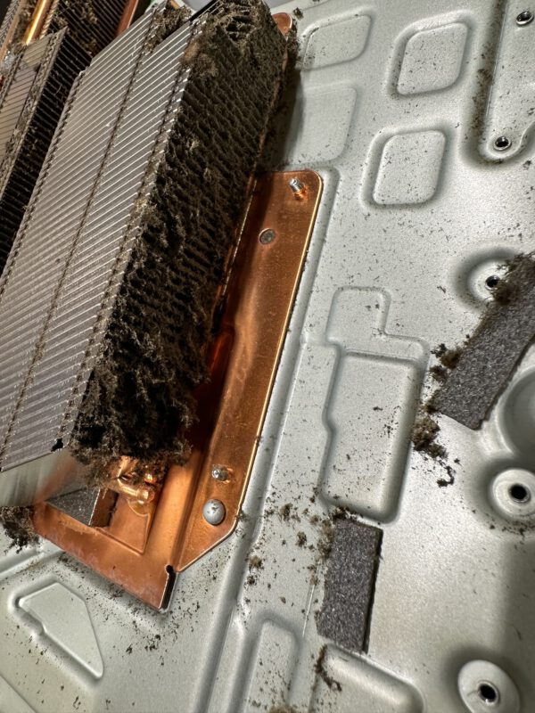PlayStation 5 - Reinigung & Flüssigmetall Erneuerung – Bild 2